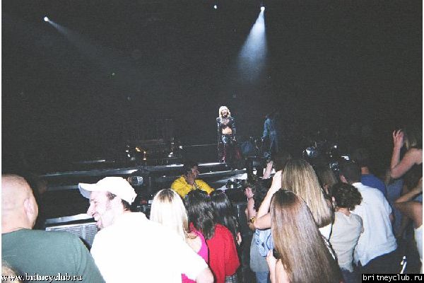 D.W.D. Tacoma, Washington (29 Мая 2002)03.jpg(Бритни Спирс, Britney Spears)