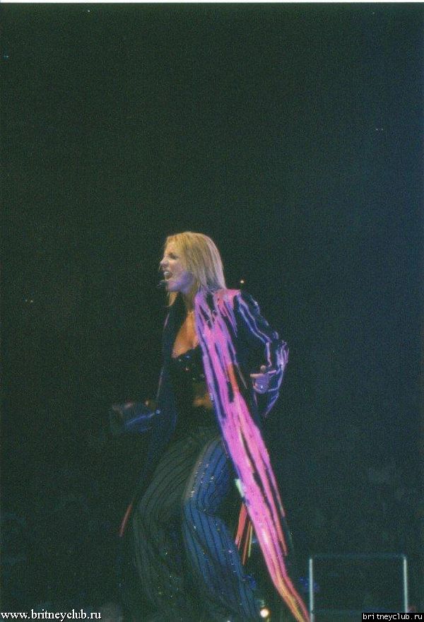 D.W.D. Hamilton, Ontario (June 25, 2002)10.jpg(Бритни Спирс, Britney Spears)