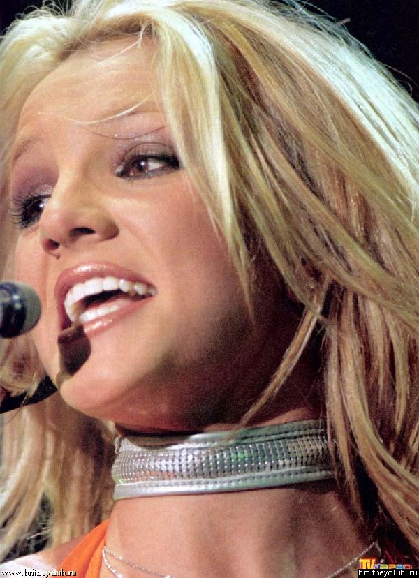 Журнал "TV -Парад" (август, 2002 года)3.jpg(Бритни Спирс, Britney Spears)