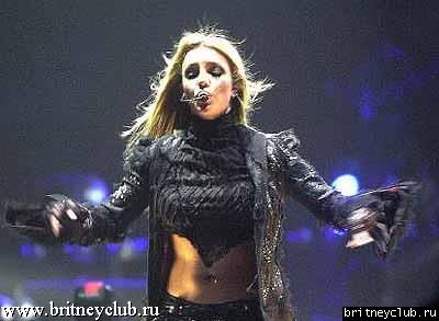 D.W.D. - Orlando, Florida (14 июля 2002)09.jpg(Бритни Спирс, Britney Spears)