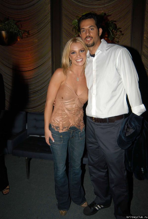 Video Music Awards 2003 (вечеринка)bspearsgoseary_082803.jpg(Бритни Спирс, Britney Spears)