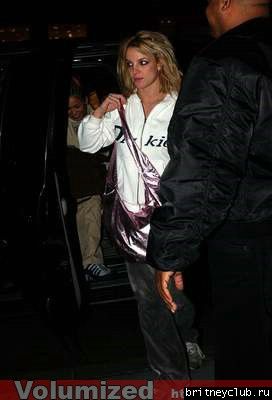 Бритни уезжает из спа-салона Bliss 02.jpg(Бритни Спирс, Britney Spears)