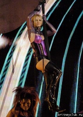 Выступление на AMA 2003022.jpg(Бритни Спирс, Britney Spears)