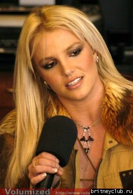 Бритни на радио KIIS FM5.jpg(Бритни Спирс, Britney Spears)