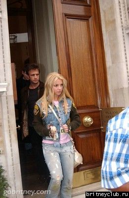 Бритни и Кевин возвращаются из свадебного путешествия002.jpg(Бритни Спирс, Britney Spears)