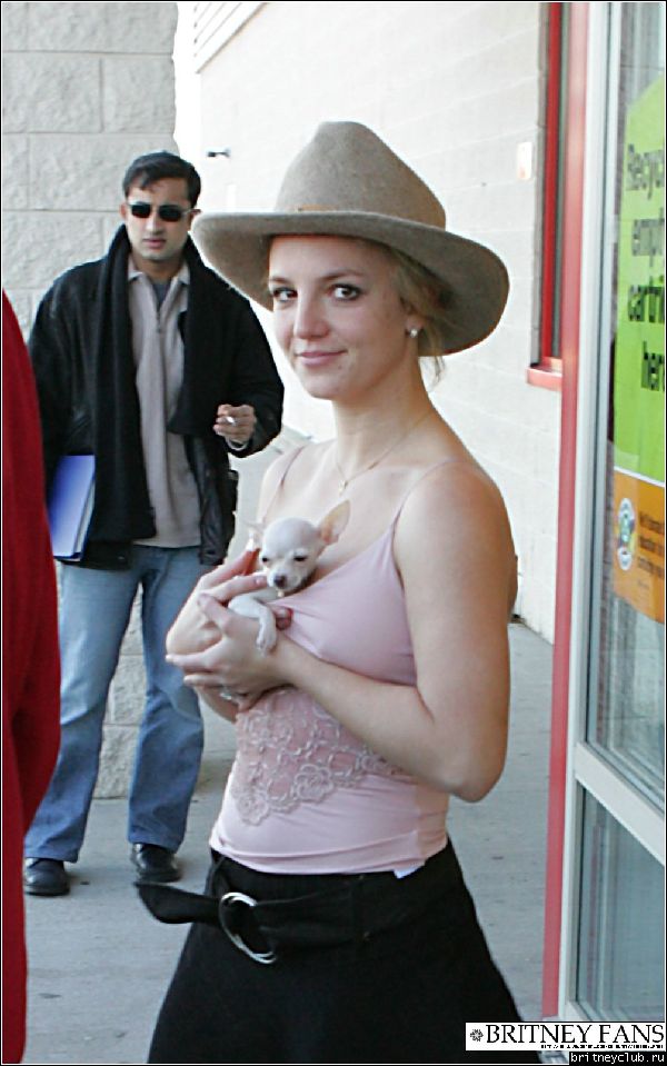 Бритни, Кевин и собачка Bit-Bit в Нью-Джерси03.jpg(Бритни Спирс, Britney Spears)