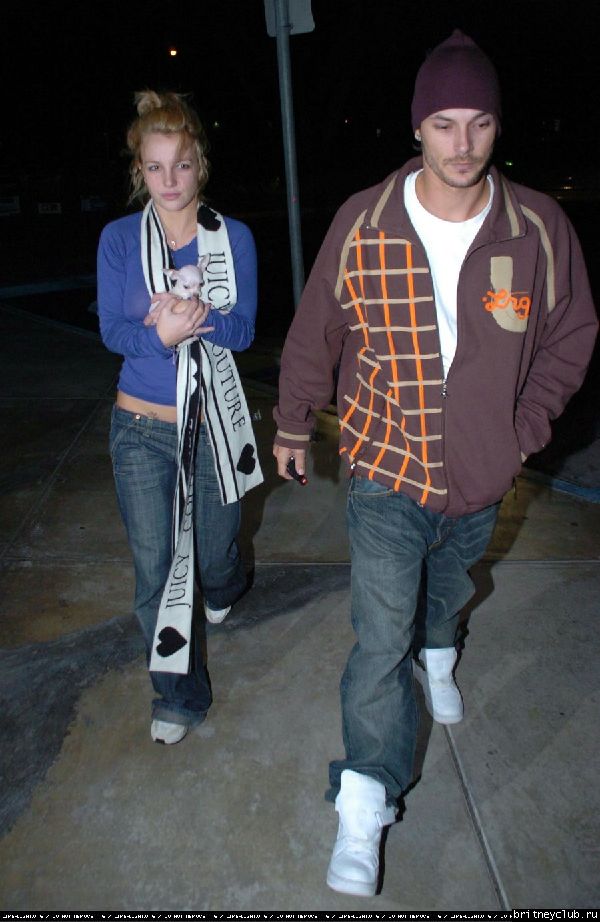 Бритни и Кевин- прогулка за городомbritbday4.jpg(Бритни Спирс, Britney Spears)