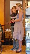 Бритни и Джеми Линн в Starbucks