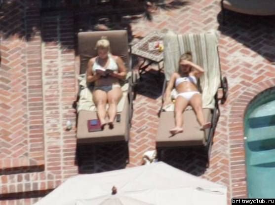 Бритни отдыхает в Майями23.jpg(Бритни Спирс, Britney Spears)
