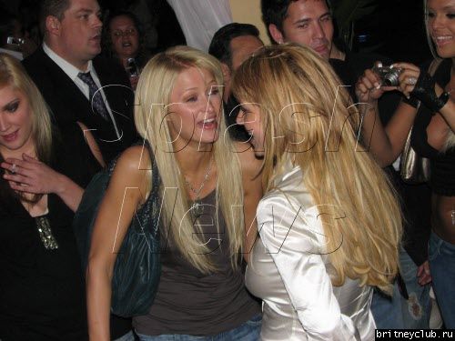 Бритни тусуется с Перис Хилтон 43.jpg(Бритни Спирс, Britney Spears)