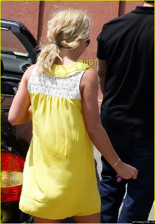 Бритни направляется в студию звукозаписиbritney-yellow04.jpg(Бритни Спирс, Britney Spears)