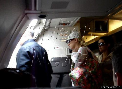 Бритни в самолетеbritney-jet06.jpg(Бритни Спирс, Britney Spears)