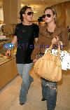 Britney делающий покупки В Neiman Marcus