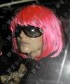 Бритни в розовом парике на бензоколонке (15 октября 2007)