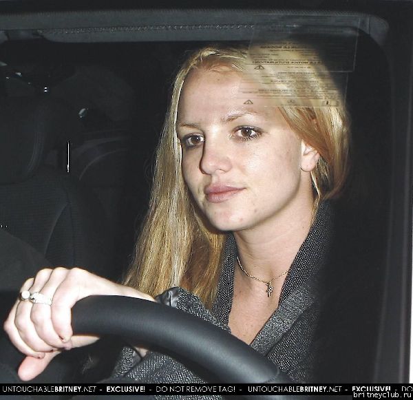 Бритни тестирует на выносливость новую машину14~404.jpg(Бритни Спирс, Britney Spears)