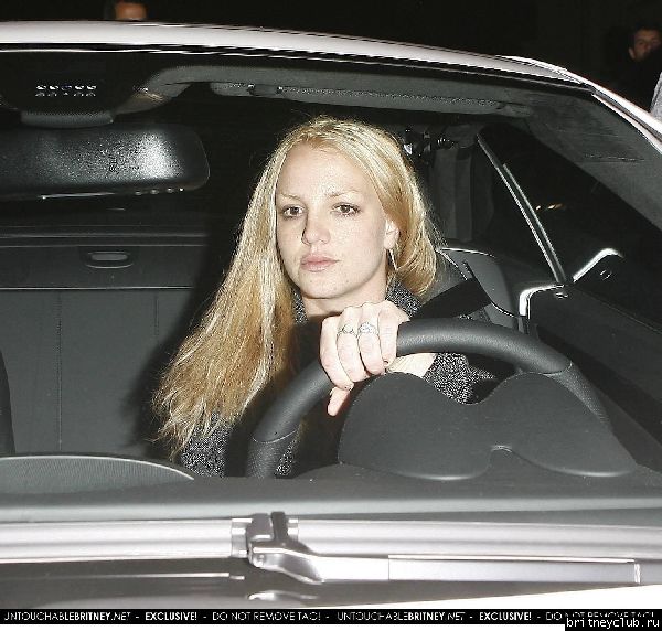 Бритни тестирует на выносливость новую машину16~352.jpg(Бритни Спирс, Britney Spears)