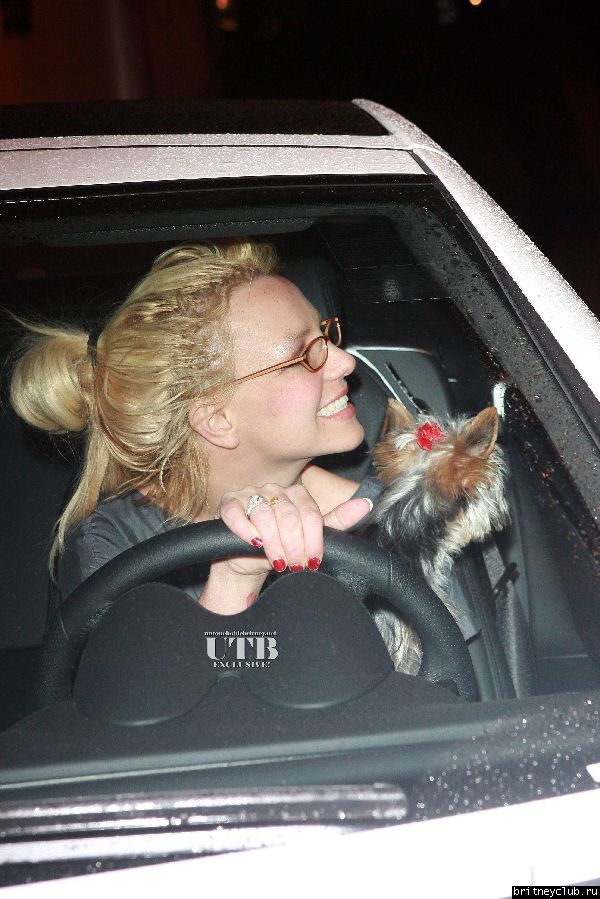 Бритни едет в Беверли Хилз3~18.JPG(Бритни Спирс, Britney Spears)