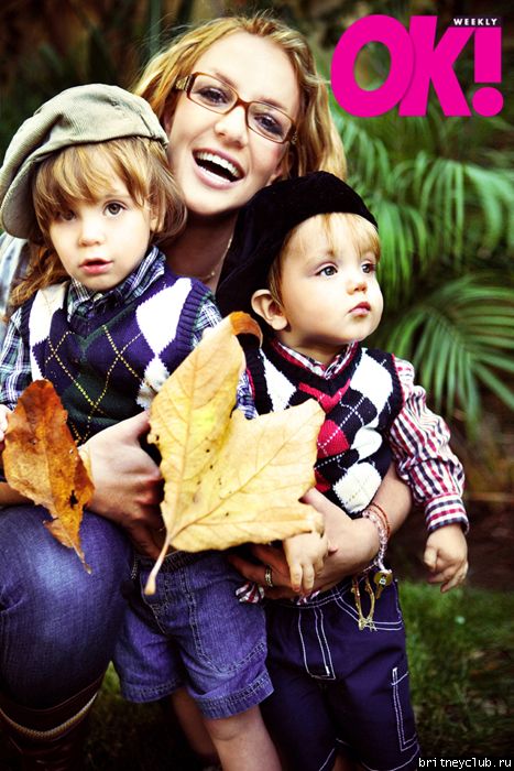 Бритни с сыновьями в журнале ОК 02~133.jpg(Бритни Спирс, Britney Spears)