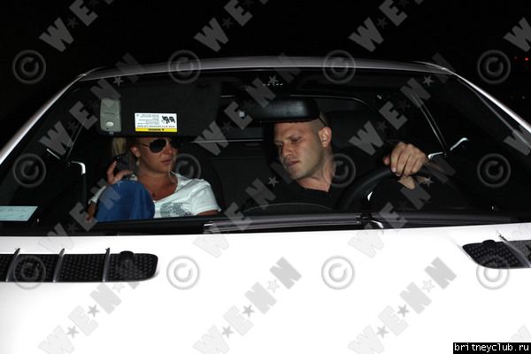 Бритни в машине после аварииbritney-accident28.jpg(Бритни Спирс, Britney Spears)