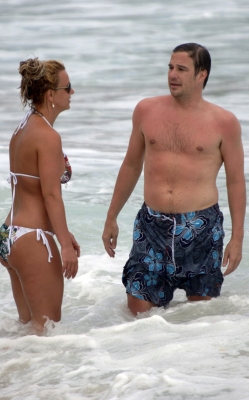 Бритни на пляже в Коста Рике 17 мая 2008 года(Бритни Спирс, Britney Spears)