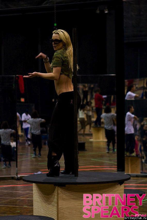 Бритни репетирует для Circus-тураlarge-msg-12320708496-3-1.jpg(Бритни Спирс, Britney Spears)