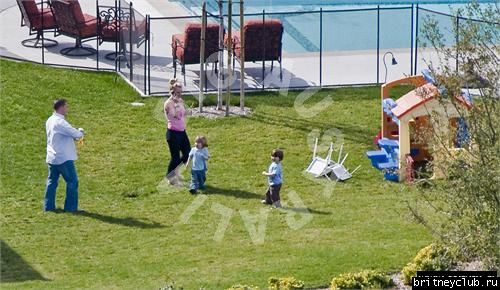 Бритни проводит время с детьми10.jpg(Бритни Спирс, Britney Spears)