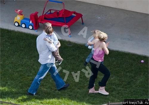 Бритни проводит время с детьми27.jpg(Бритни Спирс, Britney Spears)