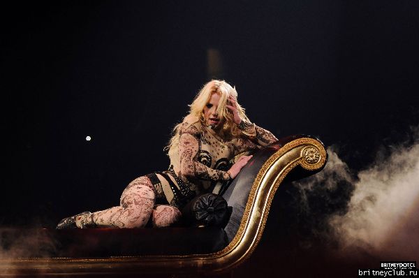 Фотографии с концерта Бритни в Новом Орлеане (Фото высшего качества)092.jpg(Бритни Спирс, Britney Spears)