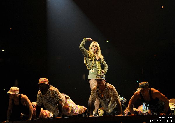 Фотографии с концерта Бритни в Новом Орлеане (Фото высшего качества)117.jpg(Бритни Спирс, Britney Spears)
