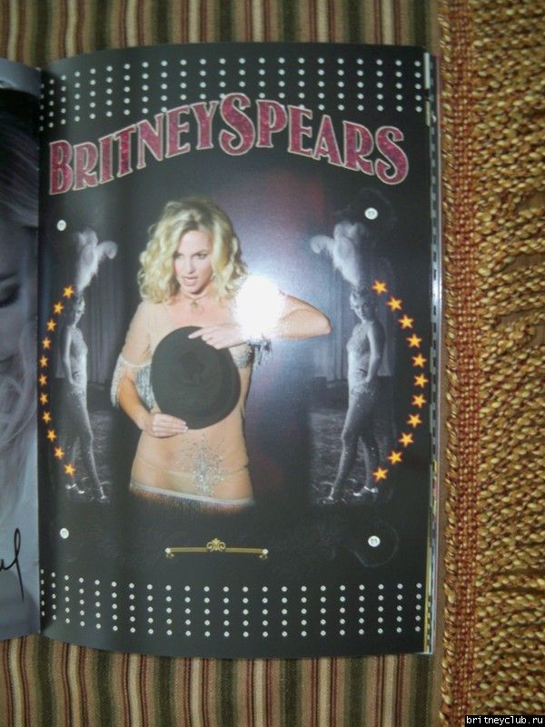 Сканы Тур Book 05.jpg(Бритни Спирс, Britney Spears)