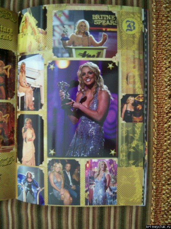 Сканы Тур Book 09.jpg(Бритни Спирс, Britney Spears)