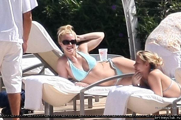Бритни проводит время с детьми на свежем воздухе03.jpg(Бритни Спирс, Britney Spears)