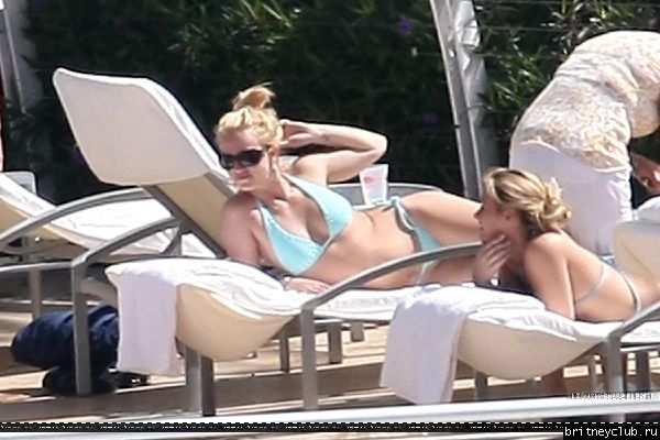 Бритни проводит время с детьми на свежем воздухе04.jpg(Бритни Спирс, Britney Spears)