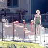 Эксклюзив: 25 февраля Бритни отдыхает во дворе дома в Calabasas