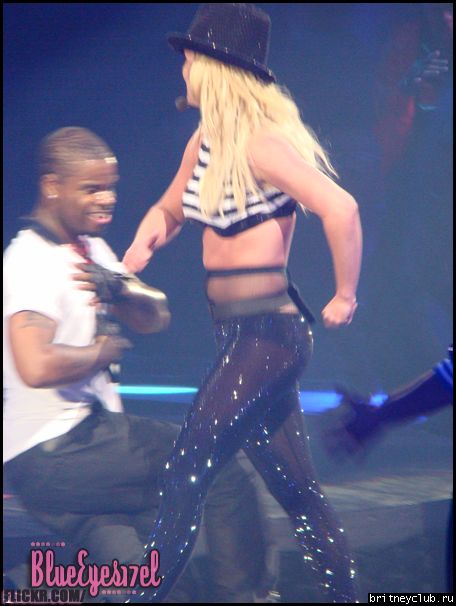 Фотографии с концерта Бритни в Торонто (Фото среднего качества)19.png(Бритни Спирс, Britney Spears)
