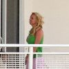 Эксклюзив: 11 марта Бритни  в пижаме на балконе отеля в Майами