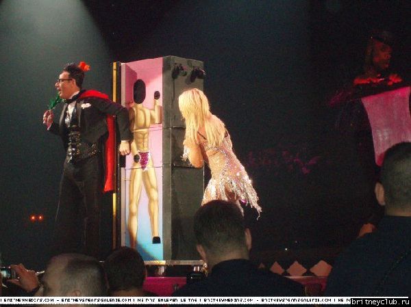 Фотографии с концерта Бритни в Пи́ттсбурге (Фото высокого и среднего качества)08.jpg(Бритни Спирс, Britney Spears)