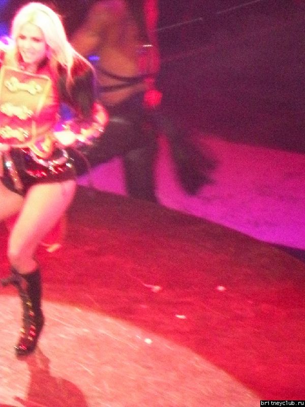 Фотографии с концерта Бритни в Хьюстоне (Фото  среднего качества)51.jpg(Бритни Спирс, Britney Spears)