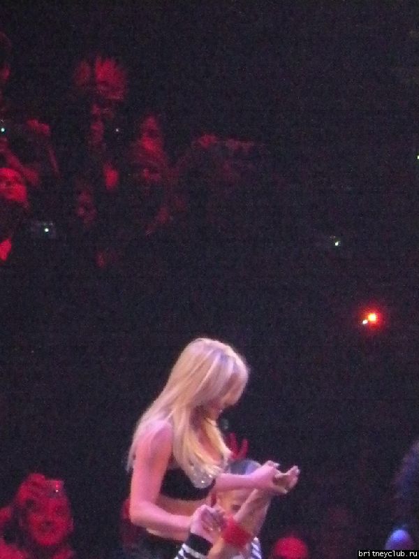 Фотографии с концерта Бритни в Хьюстоне (Фото  среднего качества)58.jpg(Бритни Спирс, Britney Spears)