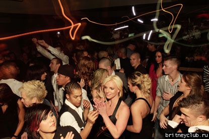 Бритни  в клубе Lotus в Далласе10.jpg(Бритни Спирс, Britney Spears)