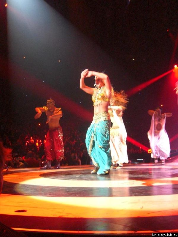 Фотографии с концерта Бритни в Канзасе (Фото среднего качества)31.jpg(Бритни Спирс, Britney Spears)