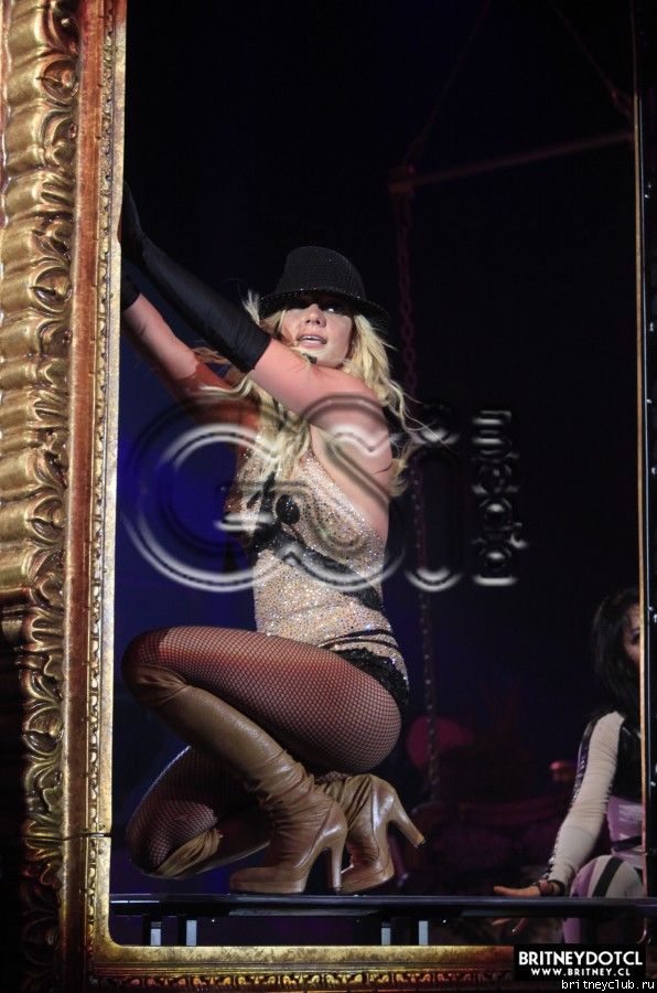 Фотографии с концерта Бритни в Эдмонтоне (Фото среднего качества)30.jpg(Бритни Спирс, Britney Spears)