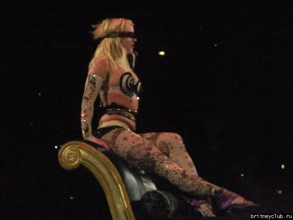 Фотографии с концерта Бритни в Лос-Анджелесе 16 апреля (Фото среднего качества)22.jpg(Бритни Спирс, Britney Spears)