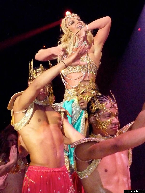 Фотографии с концерта Бритни в Anaheim 20 апреля (Фото среднего качества)24.jpg(Бритни Спирс, Britney Spears)