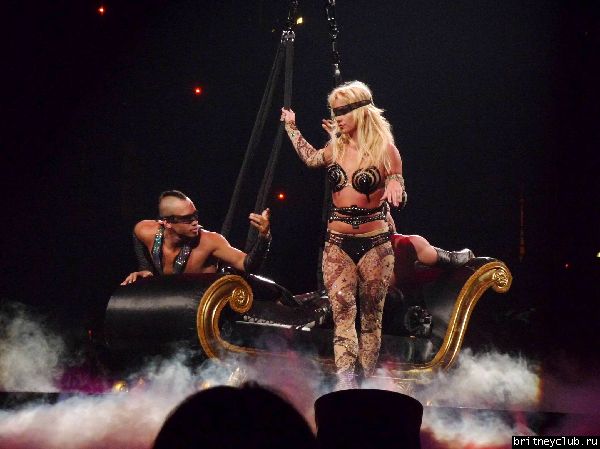 Фотографии с концерта Бритни в Anaheim 20 апреля (Фото среднего качества)33.jpg(Бритни Спирс, Britney Spears)