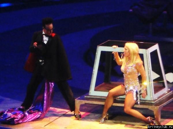 Фотографии с концерта Бритни в Glendale (Фото среднего качества)11.jpg(Бритни Спирс, Britney Spears)