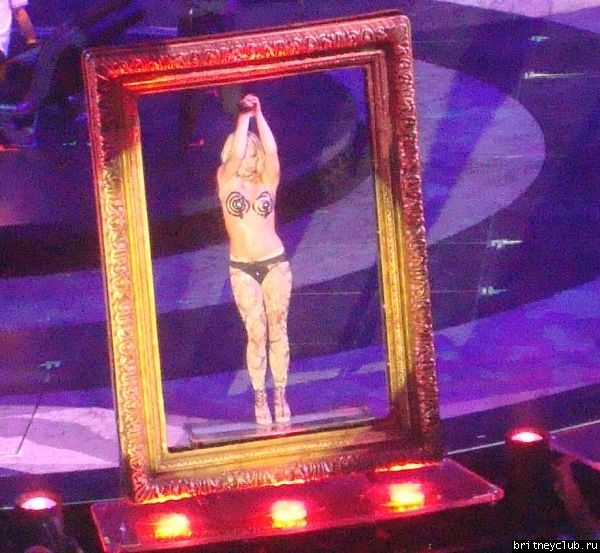 Фотографии с концерта Бритни в Чикаго 28 апреля (Фото среднего качества)02.jpg(Бритни Спирс, Britney Spears)