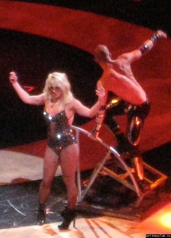 Фотографии с концерта Бритни в Лондоне 3 июня 35.jpg(Бритни Спирс, Britney Spears)