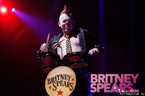 Фотографии с концерта Бритни в Лондоне 3 июня 70.jpg(Бритни Спирс, Britney Spears)