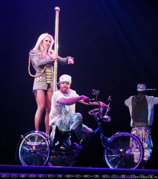 Фотографии с концерта Бритни в Лондоне 11 июня09.jpg(Бритни Спирс, Britney Spears)